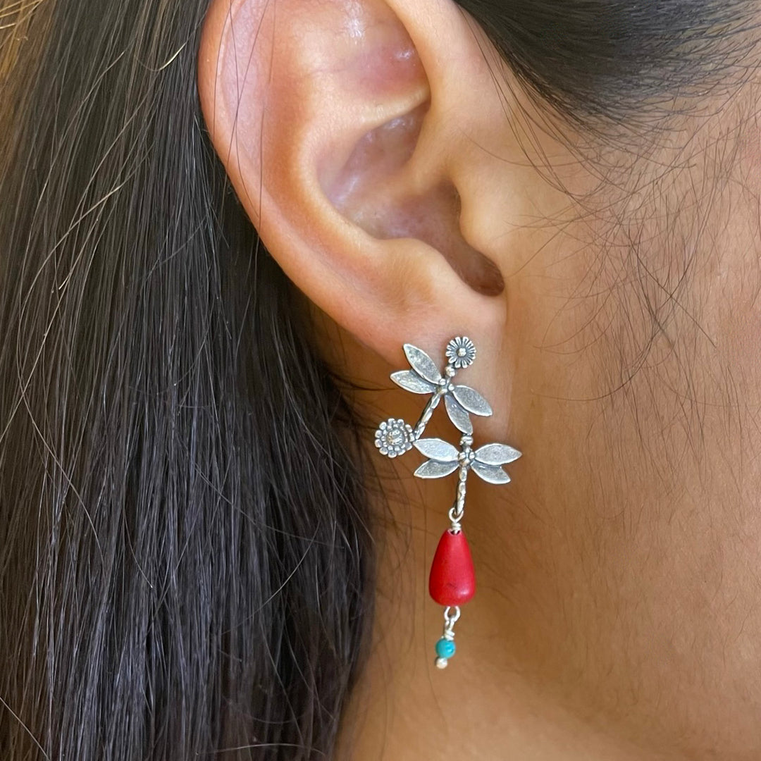 Aretes dos Libélulas Minis Florecitas
