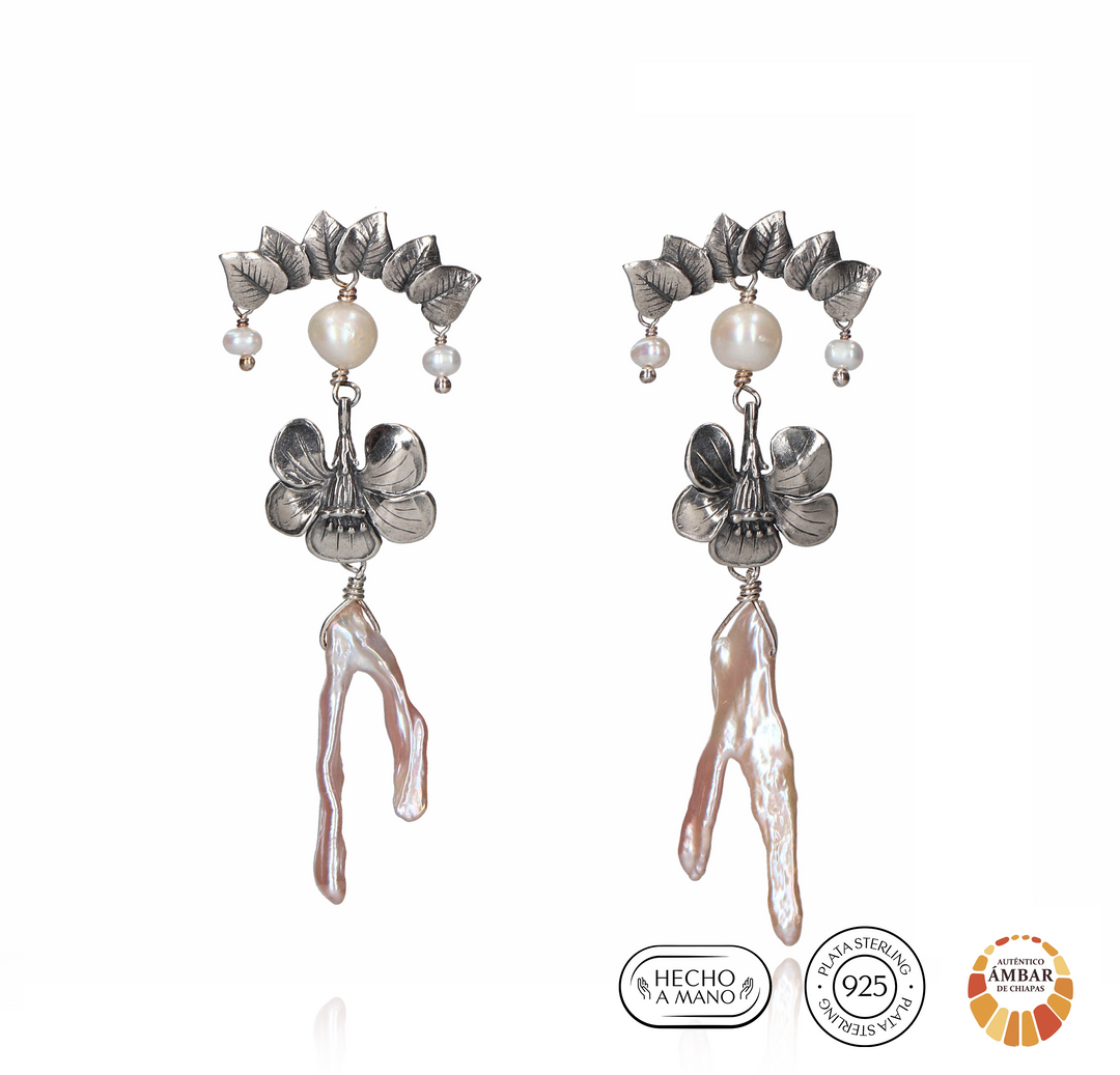 Aretes Largos Hoja con Flor Prehispánica