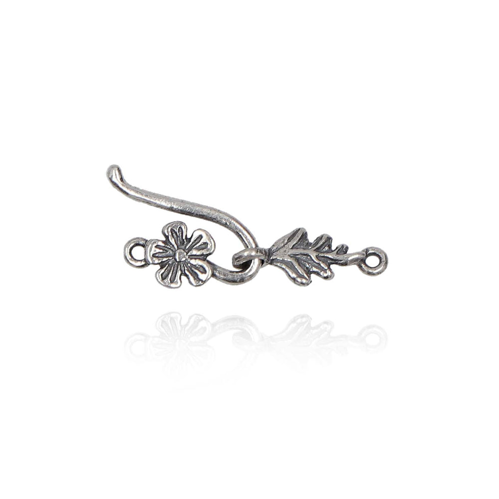 Flower-leaf brooch