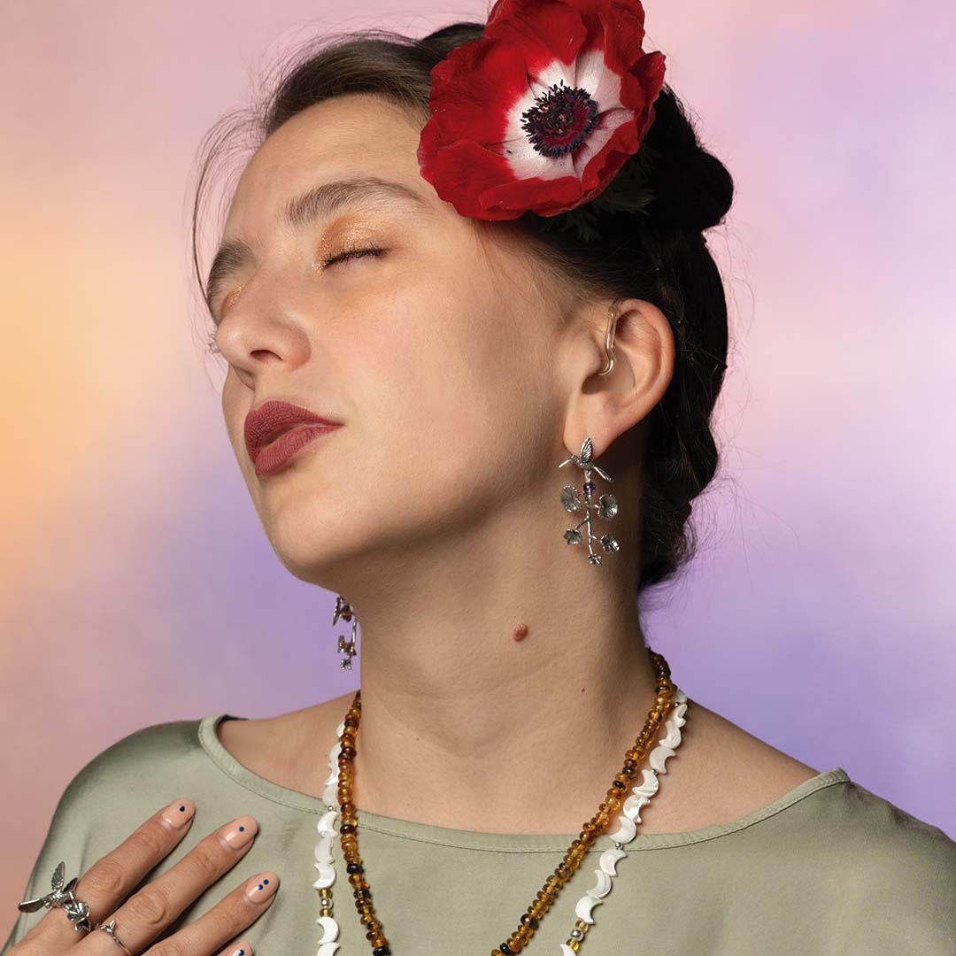 Quick Messenger Earrings