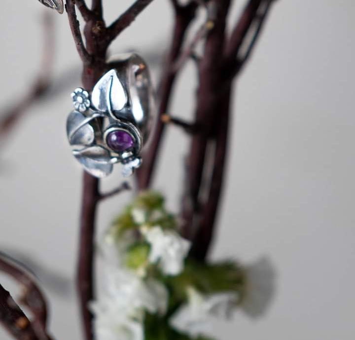 Anillo hojas de música