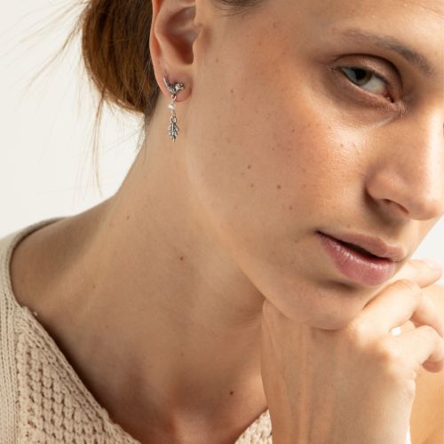 Conguitas earrings with leaves