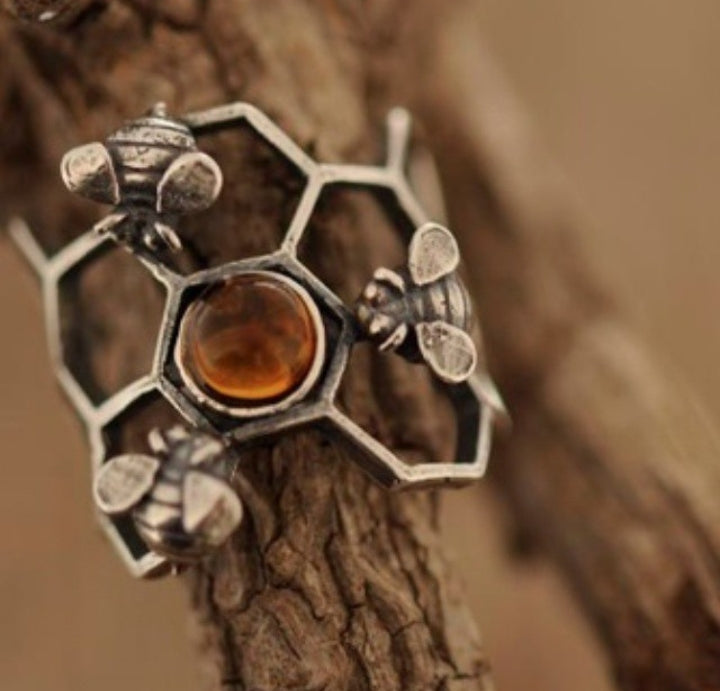 Honeycomb ring eleven chambers