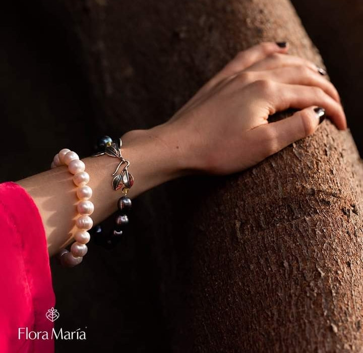2 Mangrove Leaves Pearl Bracelet