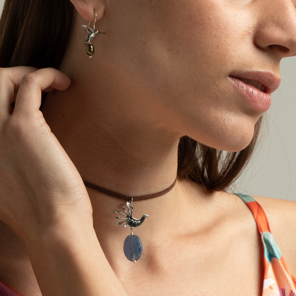 Arete colibrí con arillo