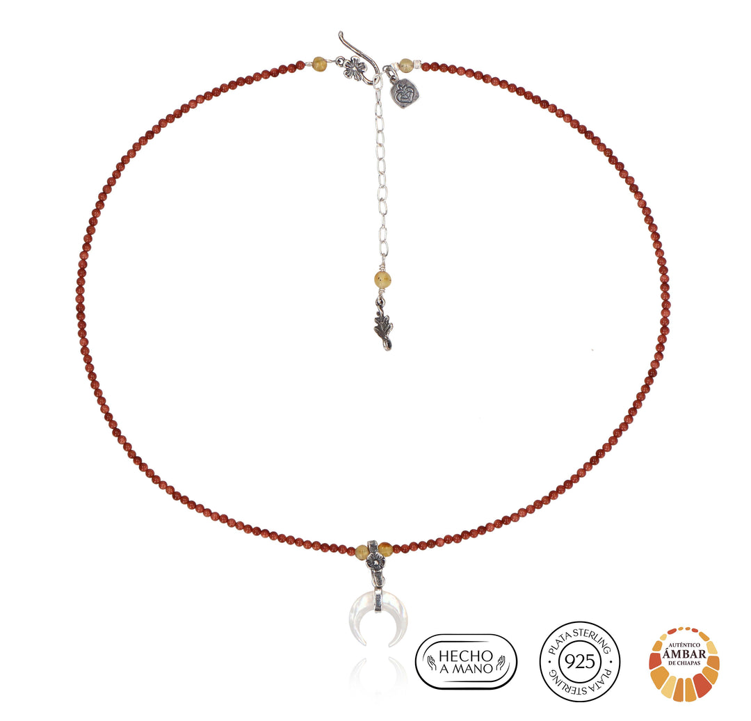 Collar Diosa Luna Blanca