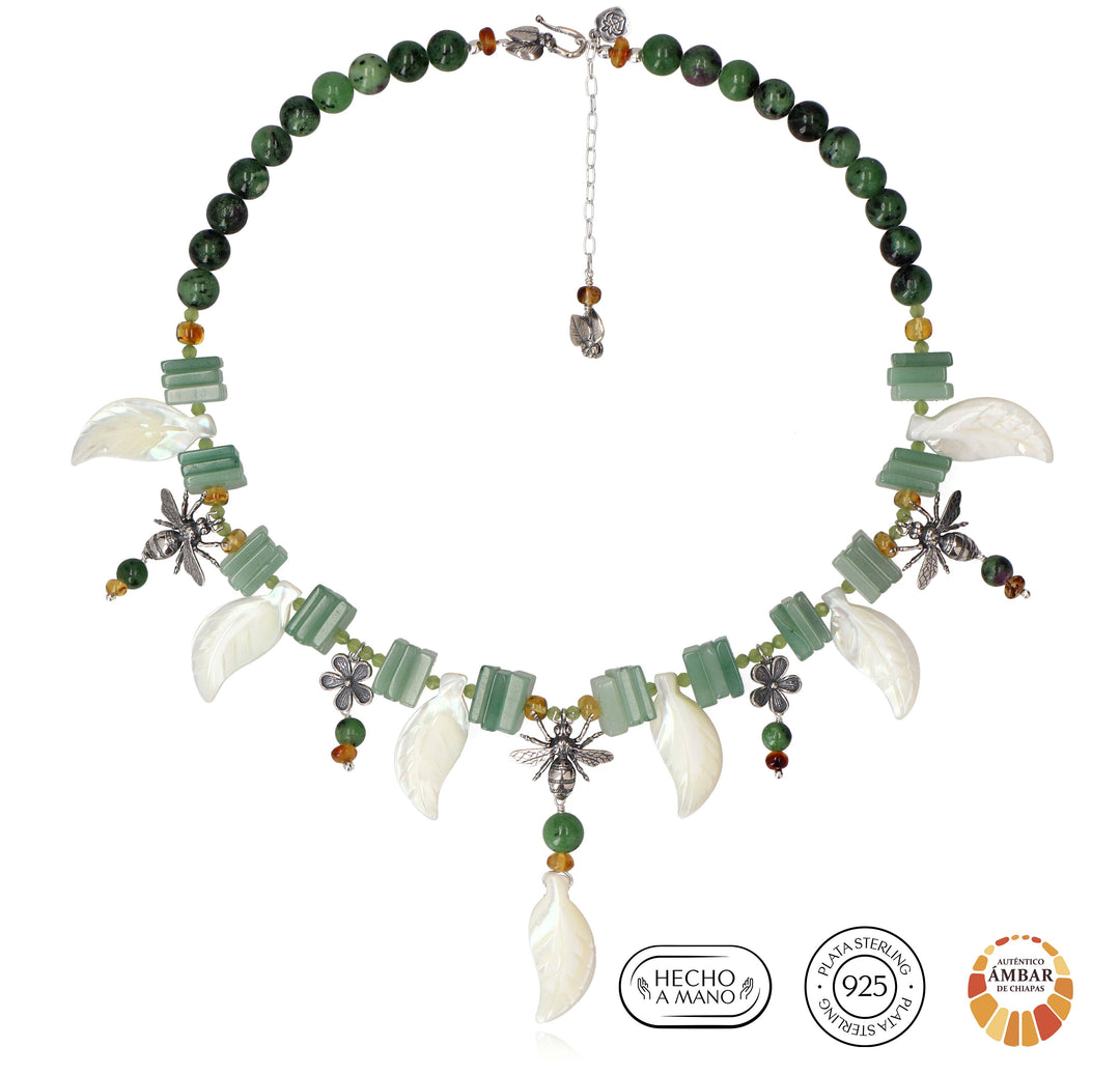 Collar Abejas con Flores