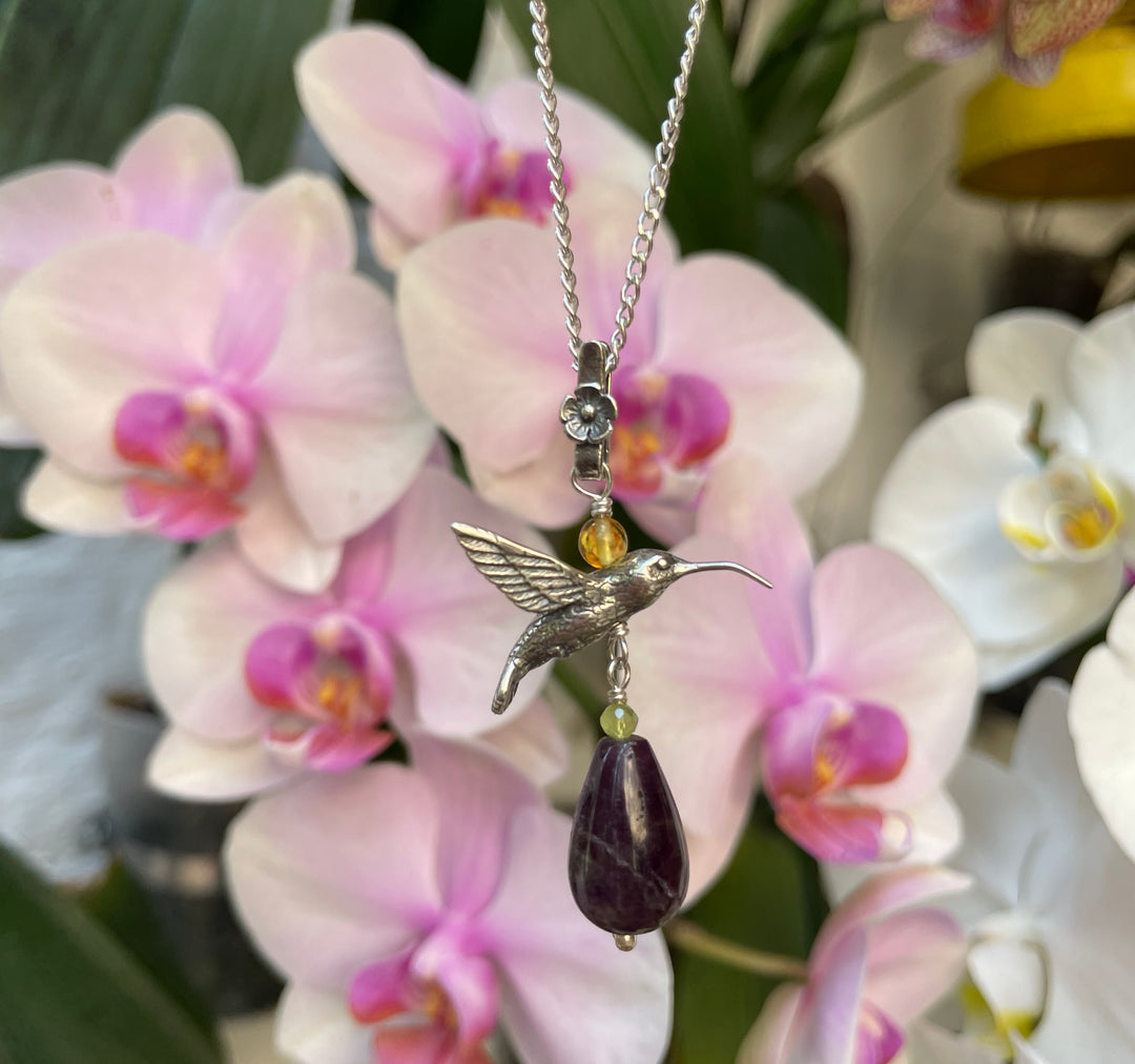 Gargantilla Colibrí con Flor