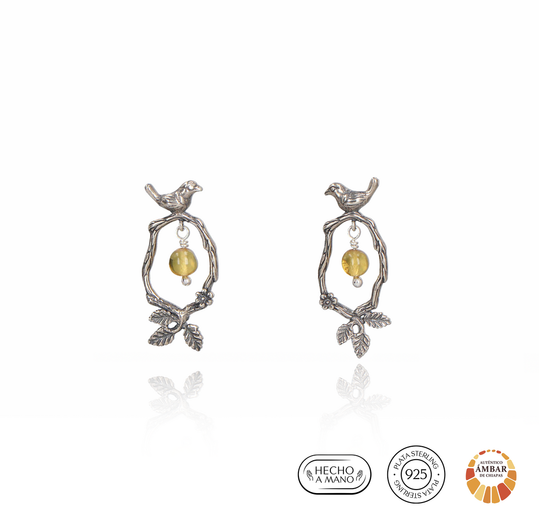 Closed Twig Earrings with Conguita
