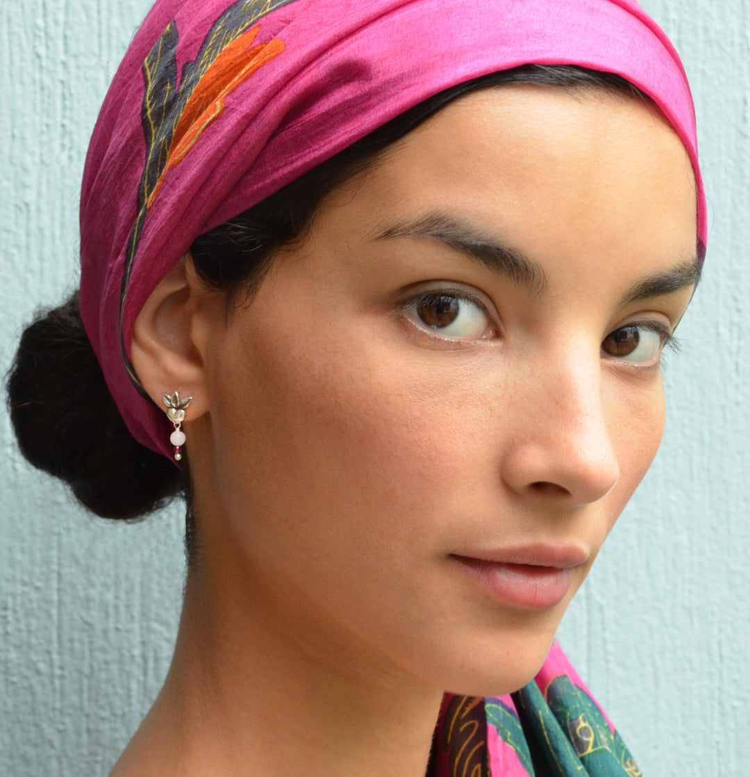 Aretes corazón mini hojas