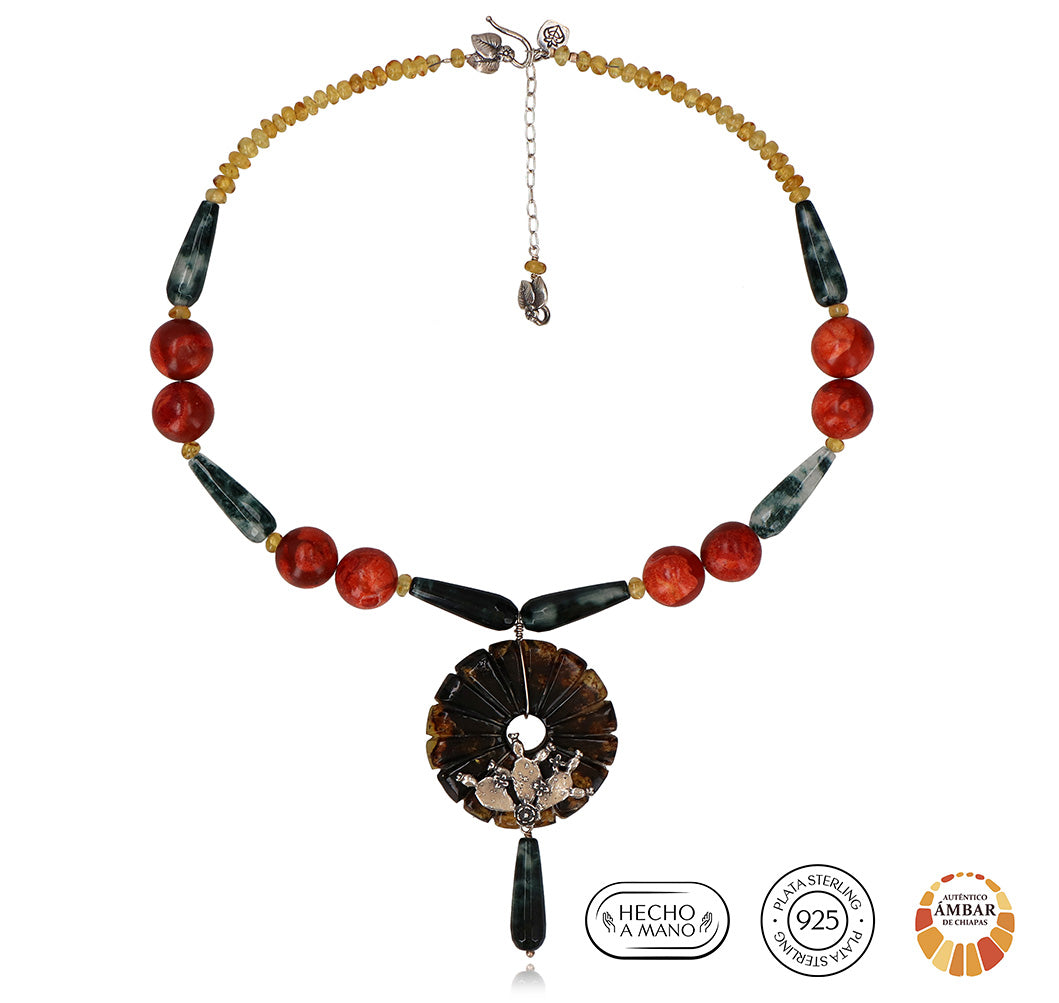 Collar Aro de ámbar con penca de Nopal