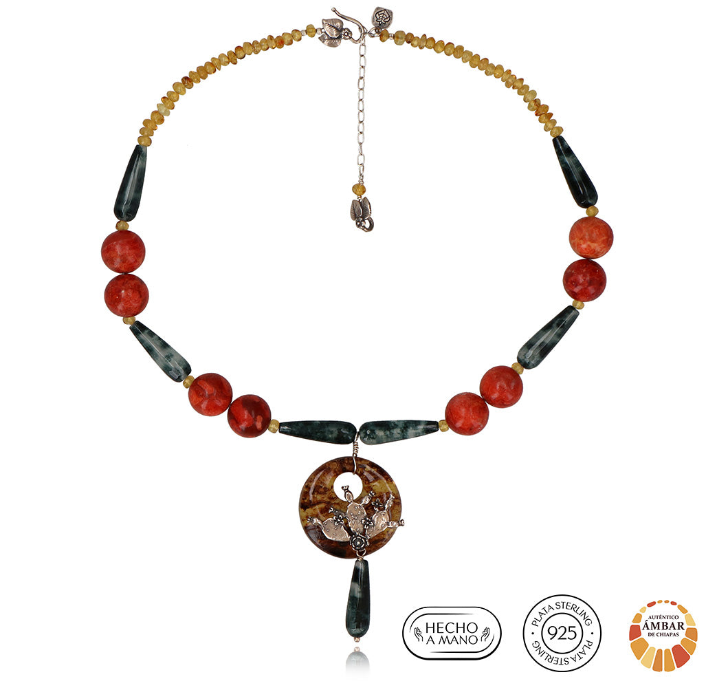Collar Aro de ámbar con penca de Nopal
