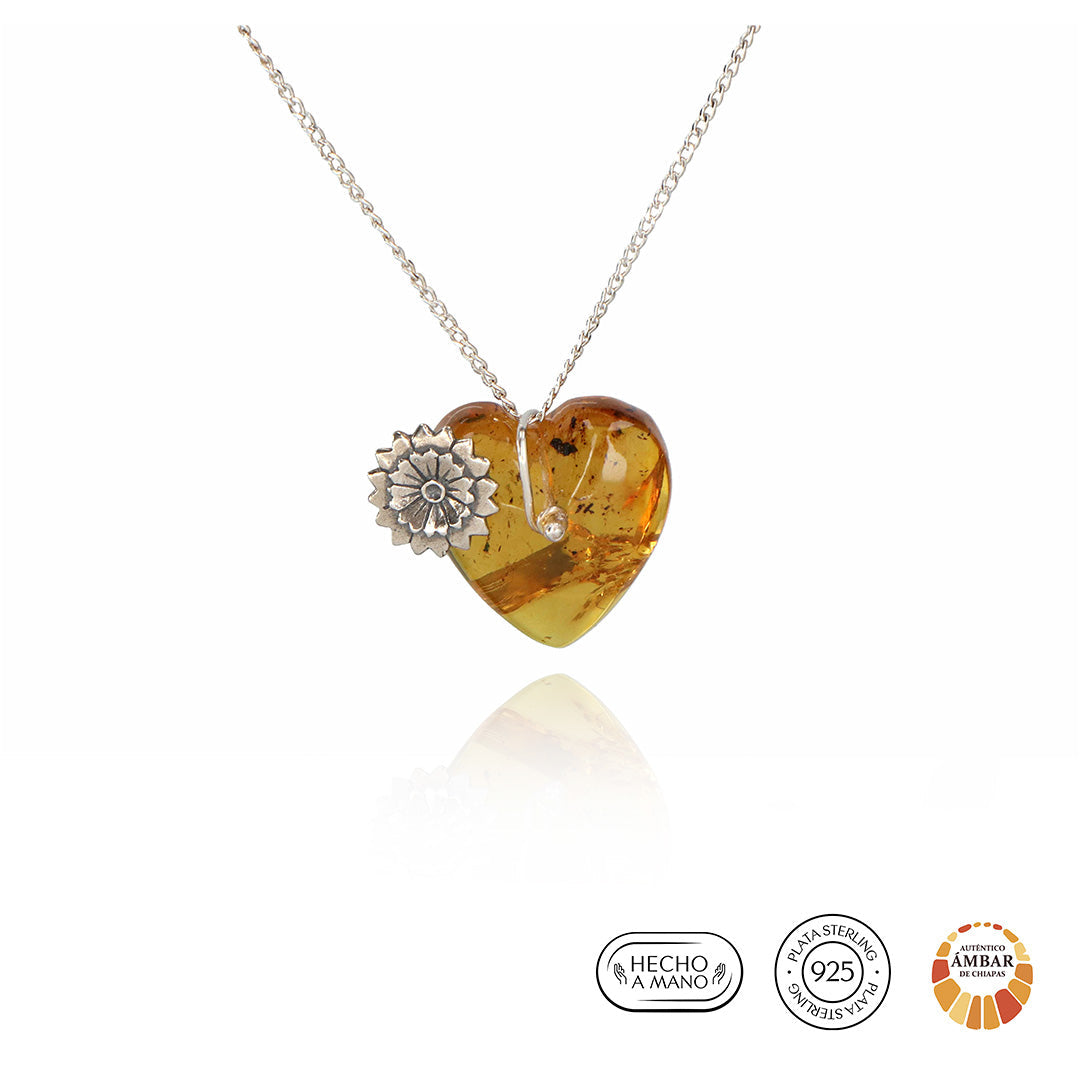 Gargantilla corazón beso de flor