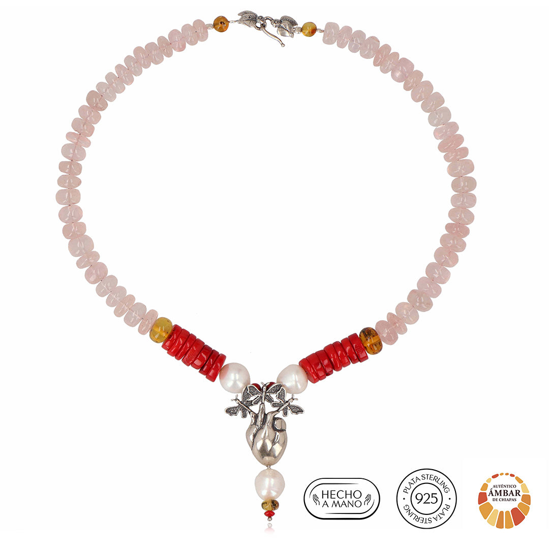Collar Corazón con Mariposas