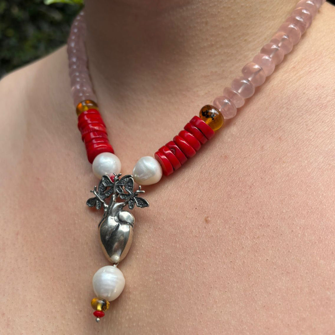 Collar Corazón con Mariposas