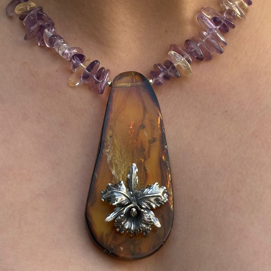 Collar Alma de Orquídea