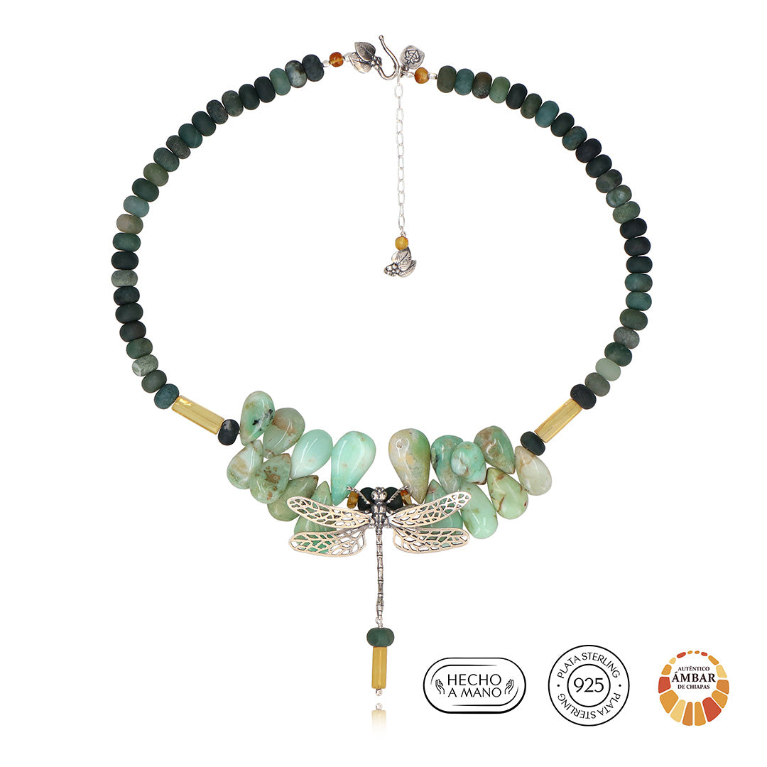 Collar libélula del Bosque