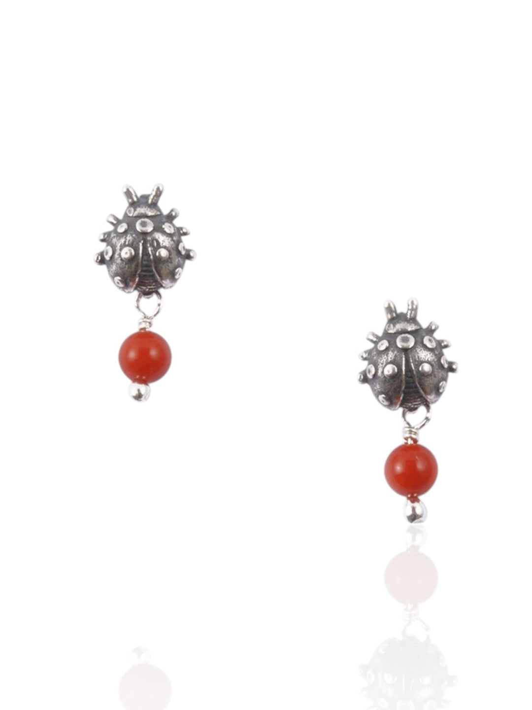 Mini fat ladybug earrings