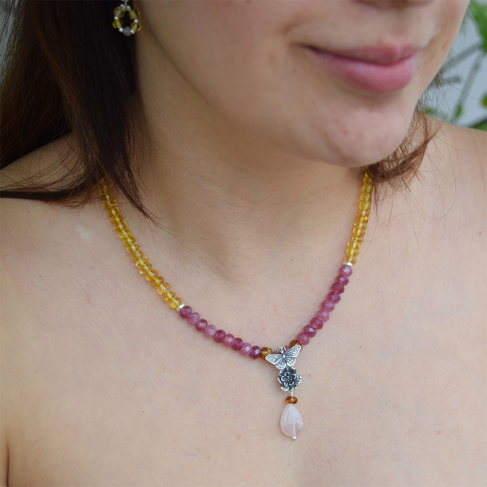 Collar Vuelo Floral