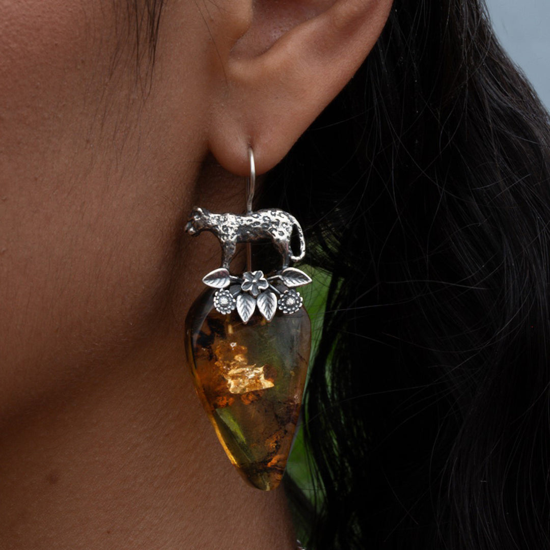 Arete Balam sobre Ámbar