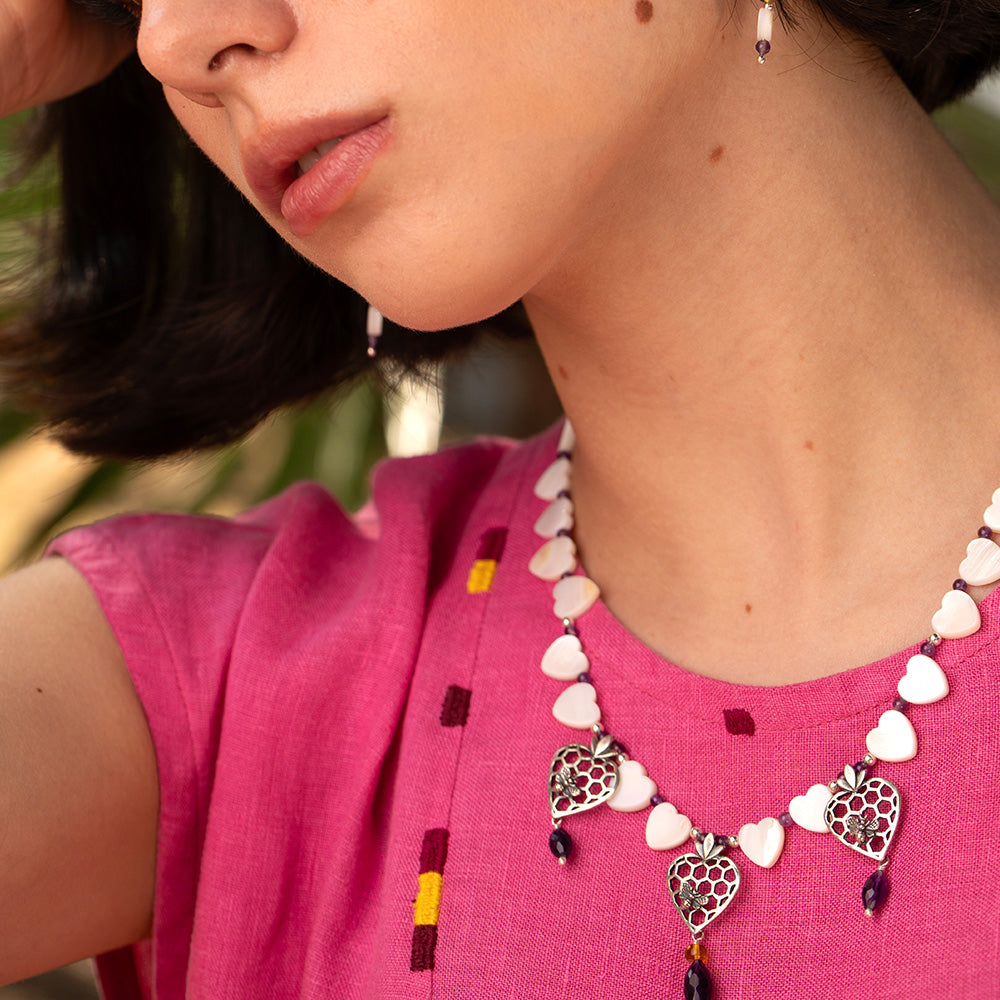 Collar Corazón Panal