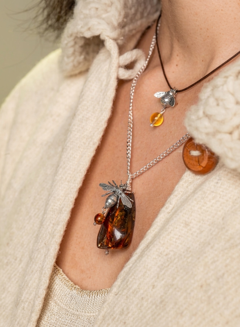 Gargantilla Abeja Reina con Ámbar Natural XL
