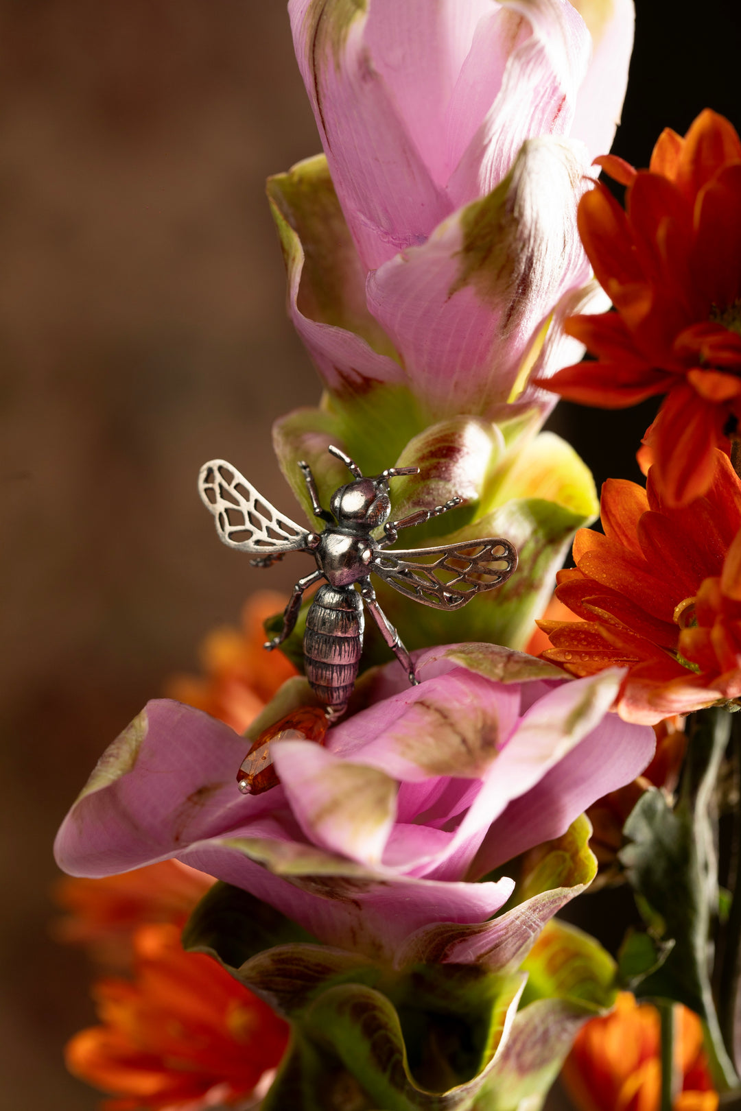 Sweet beehive pin