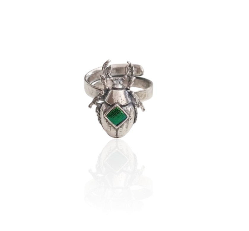 Majestic Truquil Scarab Ring