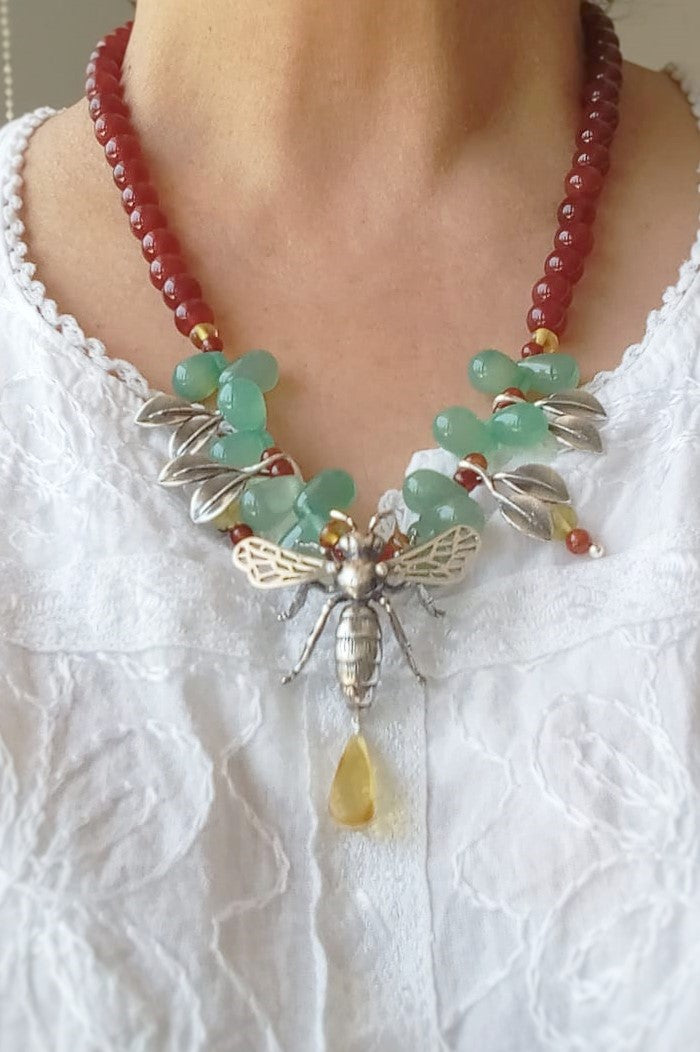 Mangrove Bee Necklace