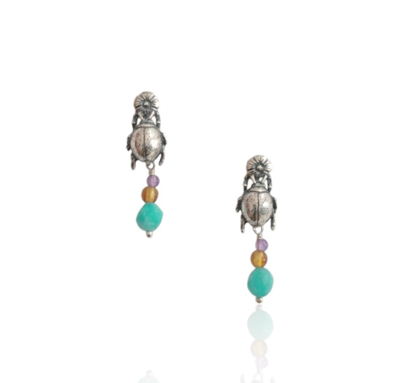 Beetle flower stud earring