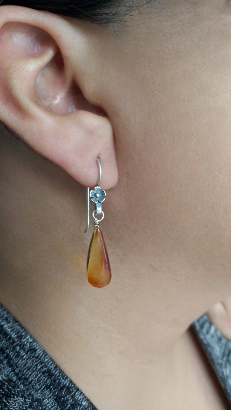 Mini Malva Flower Earring