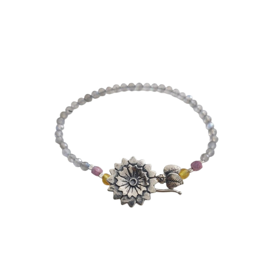 Yalalag Ch Flower Bracelet.