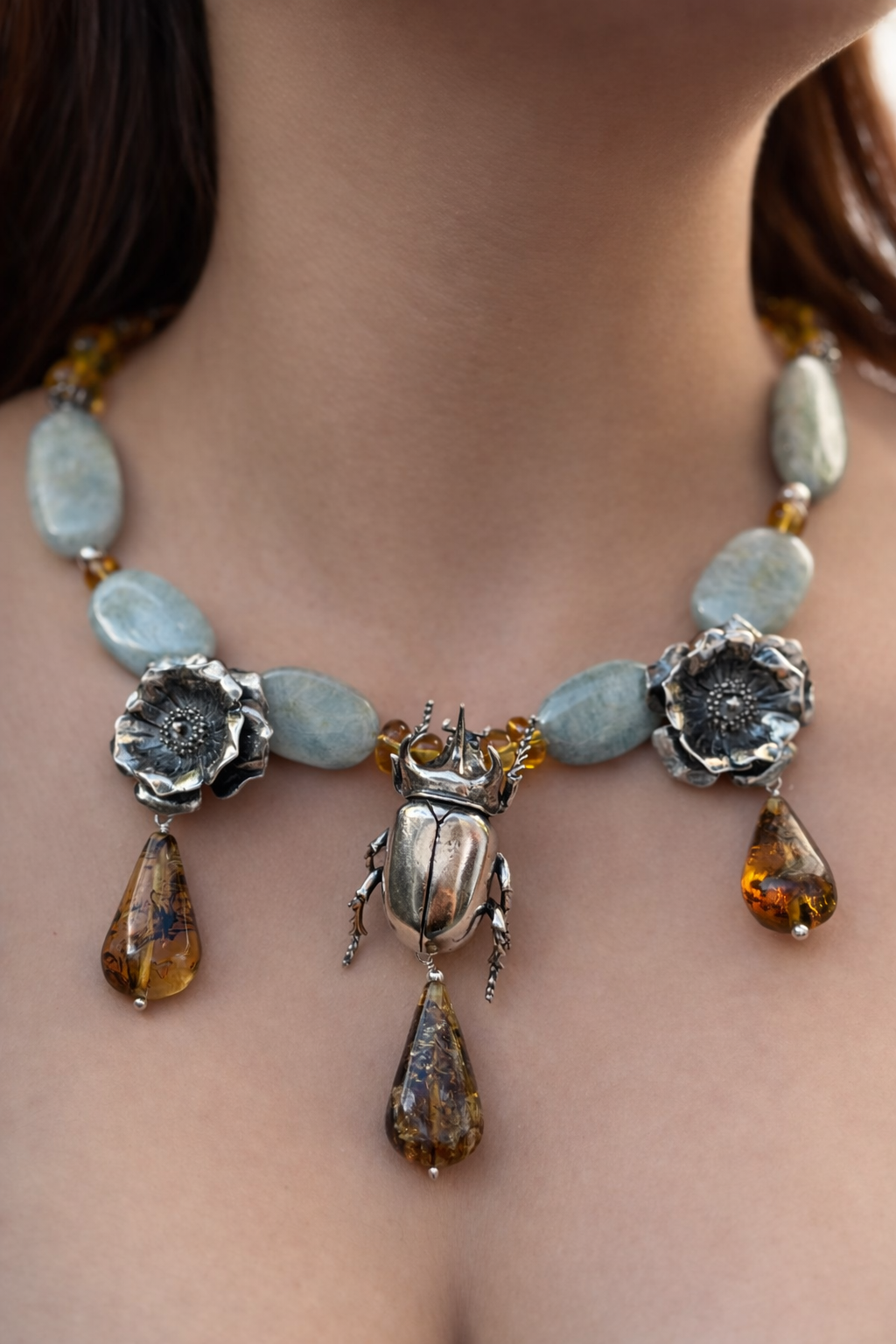 Collar Escarabajo Iridiscente