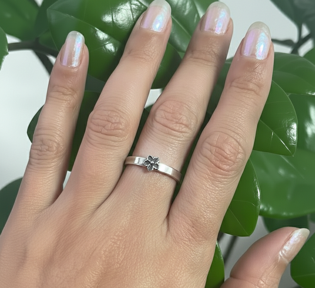 Mini Flower Ring
