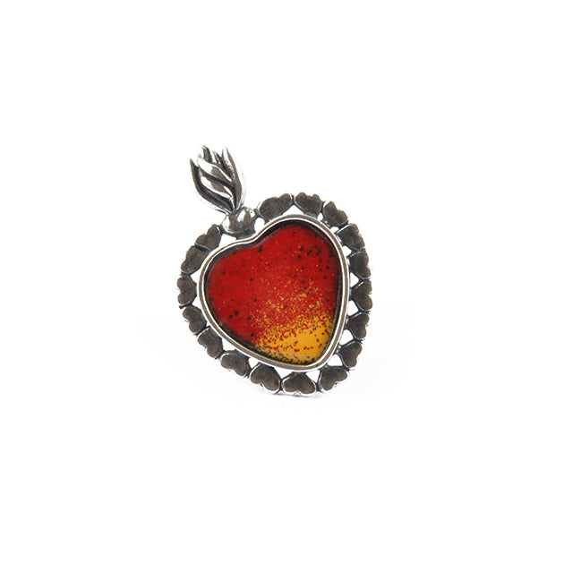 Anillo corazón flama