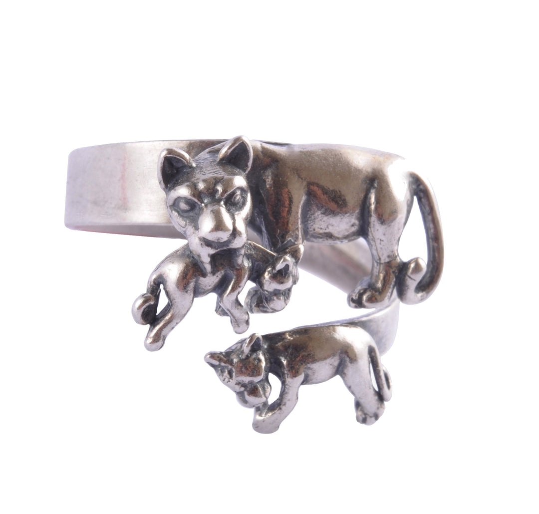 Jaguar Ring Two Cubs