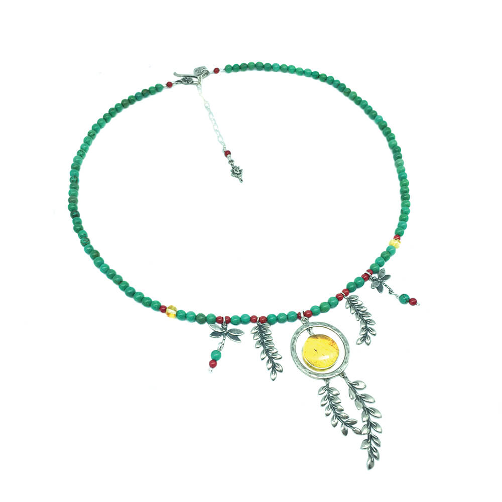 Collar Círculo con Helechos