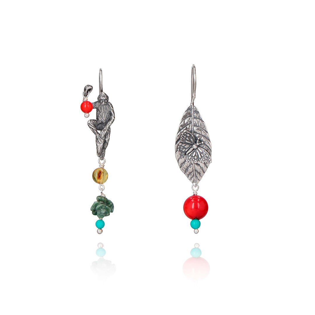 Mixed Monkey Earring with Cocoa Leaf