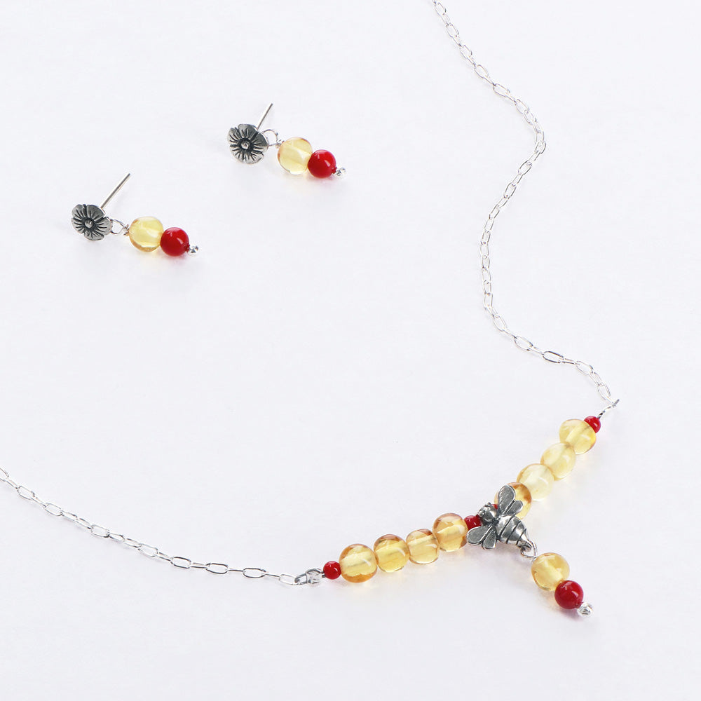 Juego de Gargantilla y aretes de abeja con ámbar.