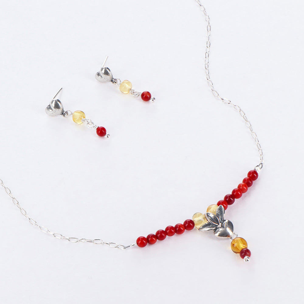Juego de Gargantilla y aretes de corazón con coral